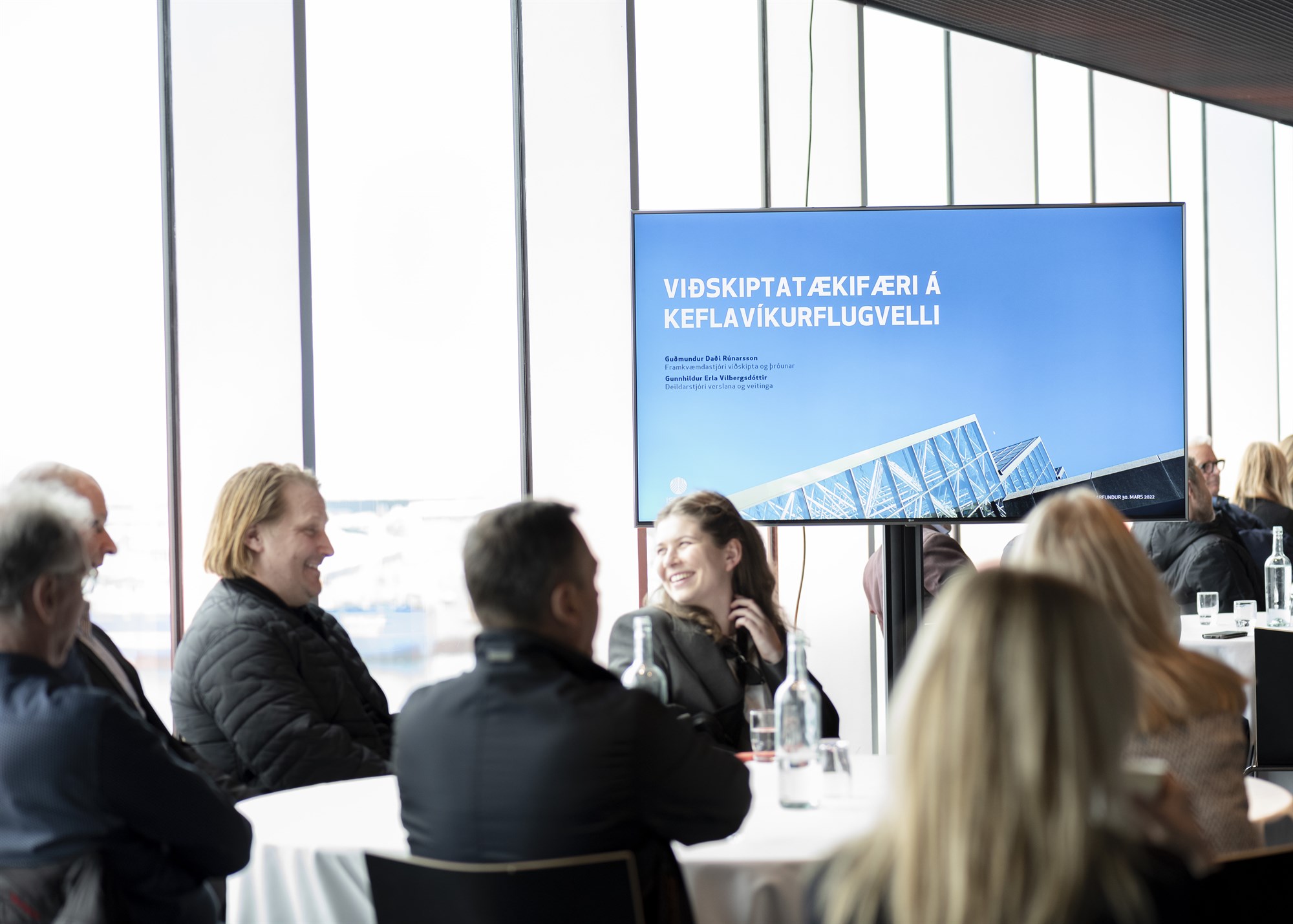 Large Number of Guests at Meeting on Opportunities at Keflavik International Airport