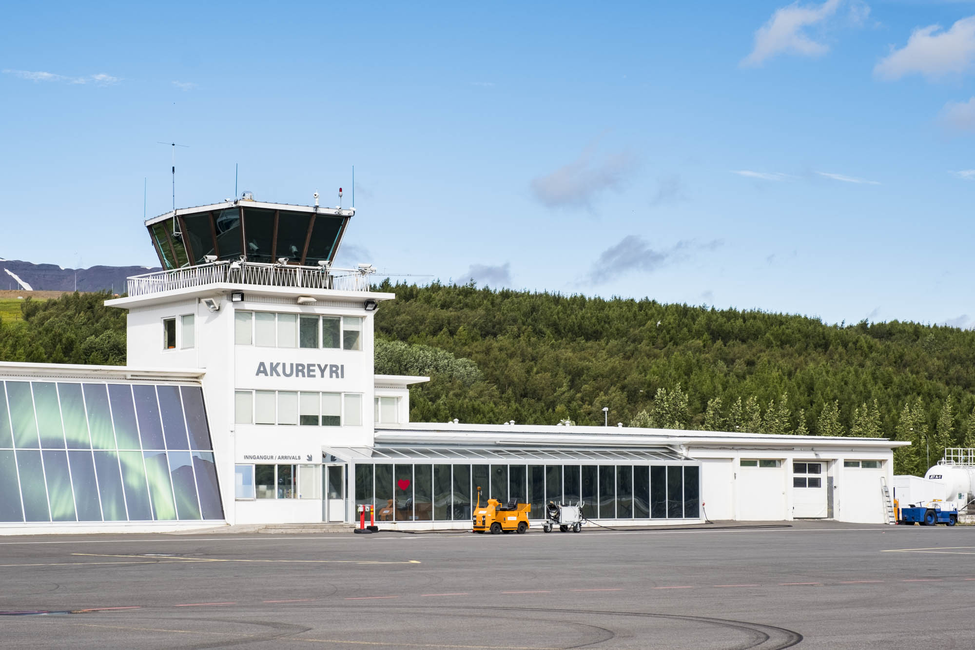 Akureyri Airport implements Automatic terminal information service (ATIS)