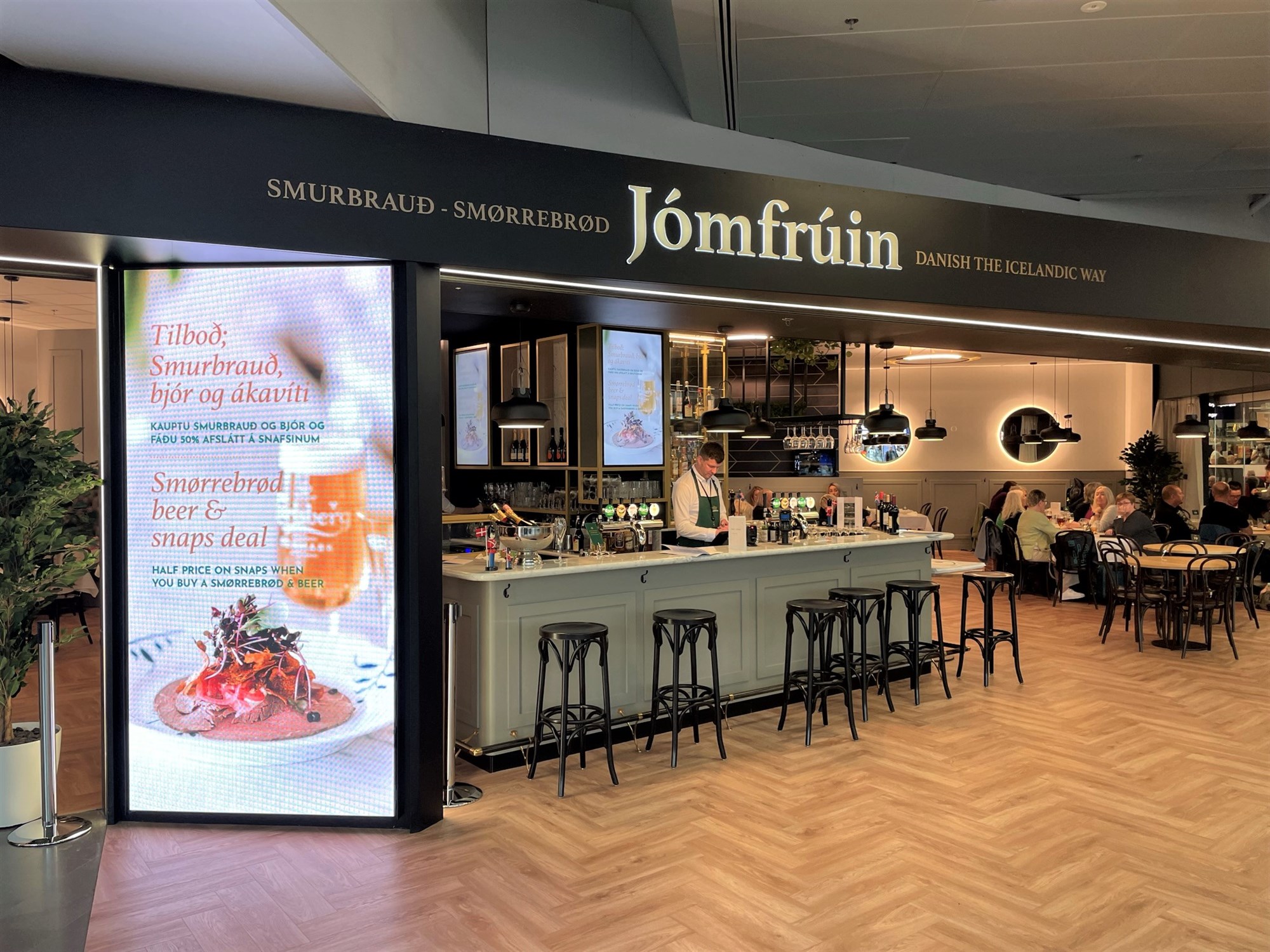 Jomfruin restaurant opens at KEF Airport