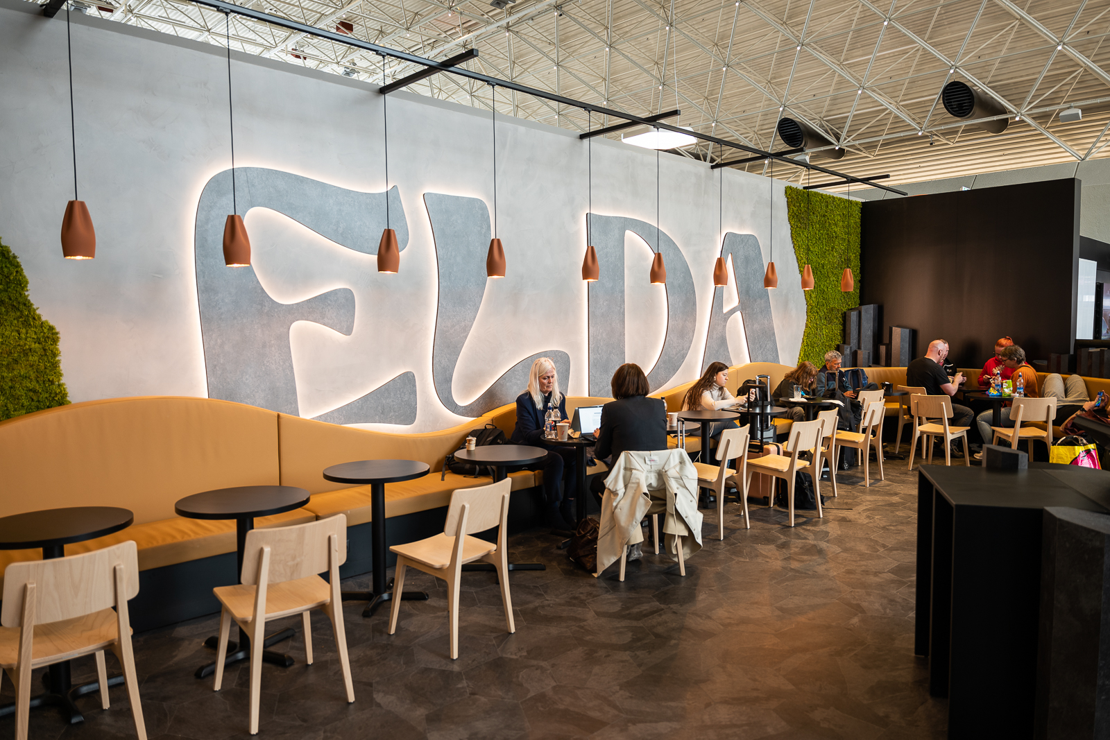 Elda restaurant opens at Keflavik Airport